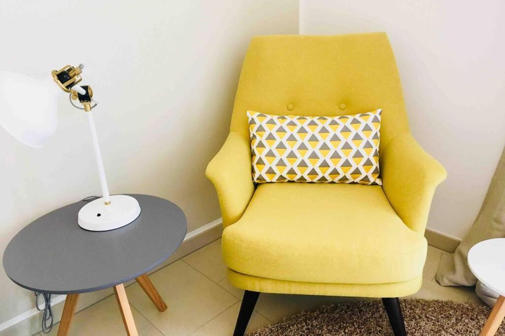 Large Family Retro Flat In City Center- Large Terrace & Garden View, Free Parking Lucembursko Exteriér fotografie